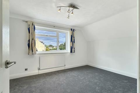 1 Cherry Orchard, Oakington, Cambridge, CB24 3AY