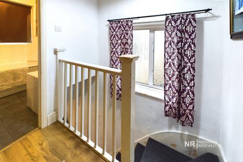 33 Poole Road, Epsom, KT19 9SQ
