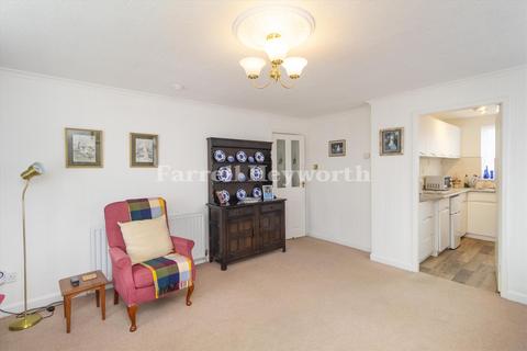 1 bedroom flat for sale, Lancambe Court, Lancaster LA1