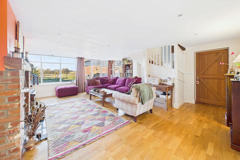 3 bedroom barn conversion for sale, Low Street, Oakley, Diss