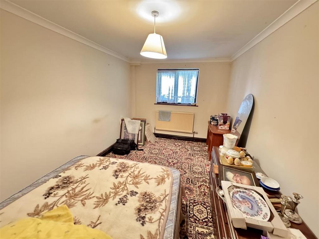 Bedroom/office