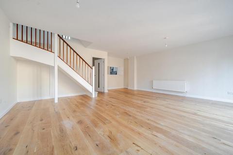 4 bedroom end of terrace house for sale, Lorian Close, Woodside Park