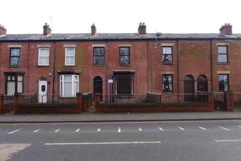 2 bedroom terraced house to rent, Poolstock Lane