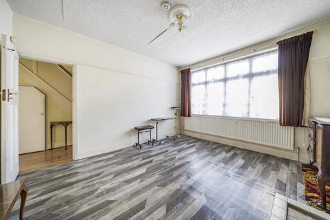 3 bedroom end of terrace house for sale, Selworthy Road, London