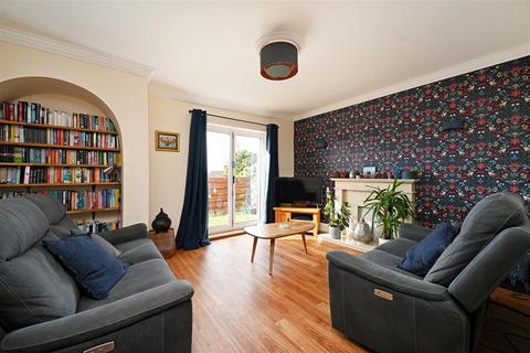 4 bedroom cottage for sale, Hilltop Road, Dronfield