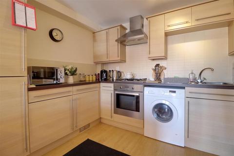 2 bedroom flat for sale, Blount Close, Crewe