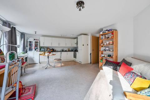1 bedroom flat for sale, Seren Park Gardens, Greenwich, London, SE3