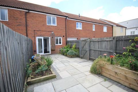 2 bedroom terraced house to rent, Hardys Road, Taunton TA2