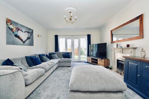 4 bedroom detached house for sale, Station Road, Warboys, Huntingdon, PE28