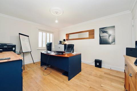 4 bedroom detached house for sale, Station Road, Warboys, Huntingdon, PE28