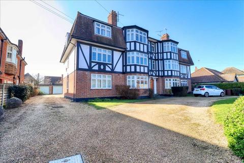 4 Eton Road, Frinton-on-sea, CO13 9JA