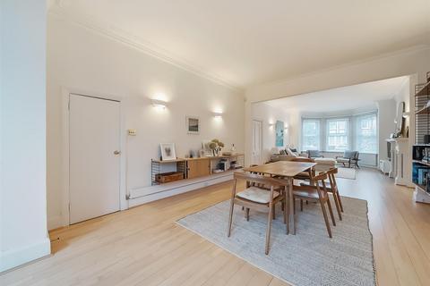 6 bedroom house for sale, Dartmouth Road, London, NW2