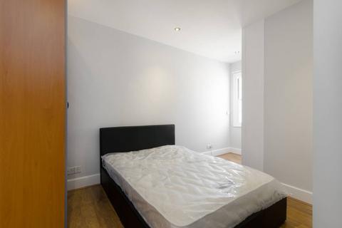 1 bedroom flat to rent, Westmoreland Terrace, Pimlico, London, SW1V