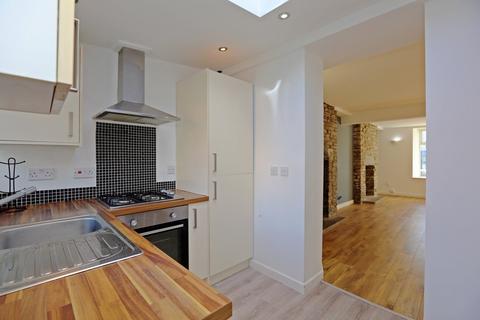 17 Cardiff Road, Llantrisant, Pontyclun, CF72 8DG