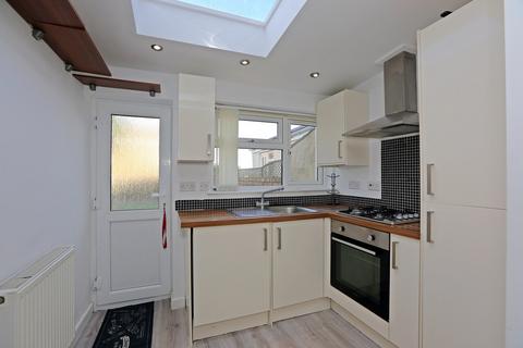 17 Cardiff Road, Llantrisant, Pontyclun, CF72 8DG