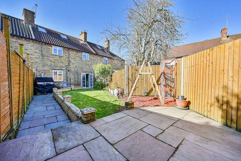 3 bedroom cottage for sale, Orchid Street, Shepherd's Bush, London, W12