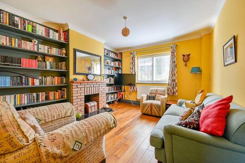 3 bedroom cottage for sale, Orchid Street, Shepherd's Bush, London, W12