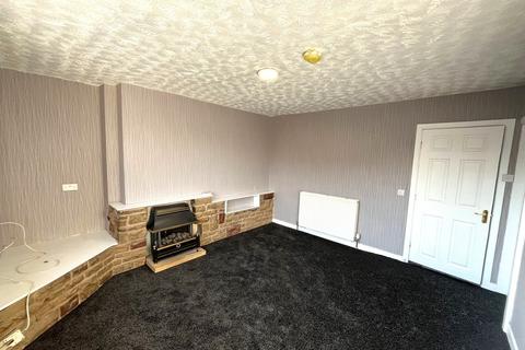 3 bedroom semi-detached house to rent, Guard House Avenue, Keighley, BD22