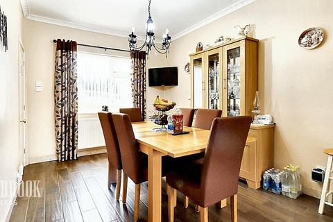 77 Bacons Lane, Chesterfield, S40 2SX