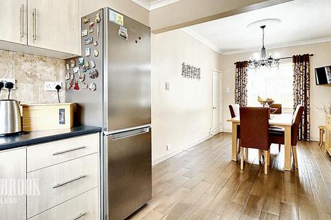 77 Bacons Lane, Chesterfield, S40 2SX