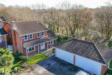 4 bedroom detached house for sale, Dakota Close, Christchurch, Dorset, BH23