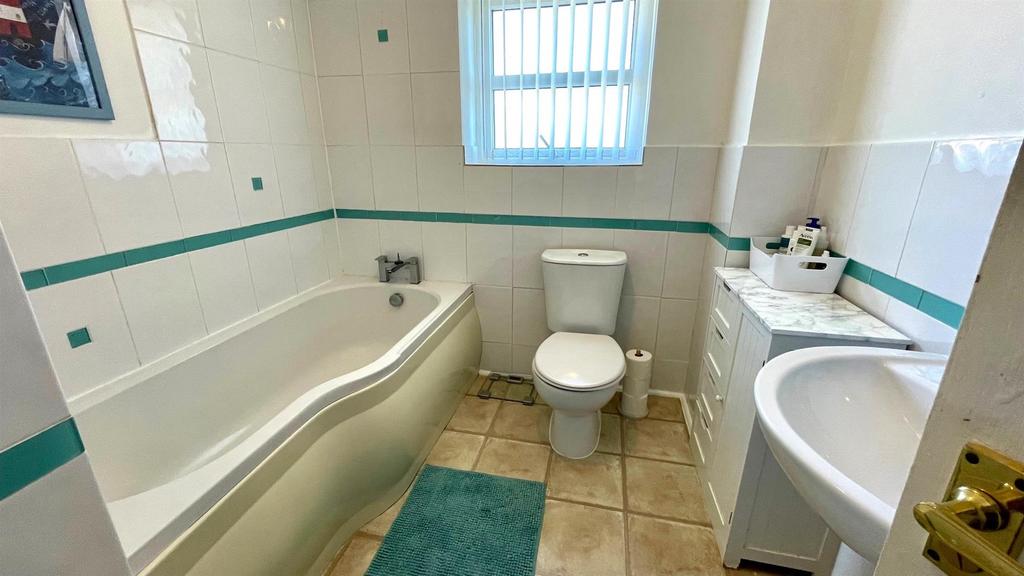 3 piece bathroom