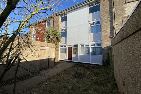 5 bedroom terraced house to rent, Ashworthy Close, Bransholme HU7