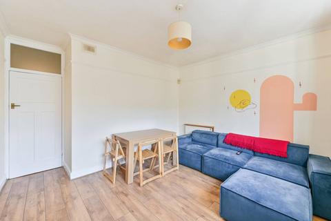 2 bedroom flat for sale, Hartington Road, Stockwell, London, SW8