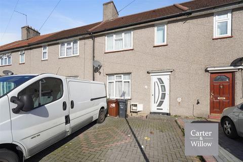 3 bedroom terraced house for sale, Winterbourne Road, Dagenham, Essex