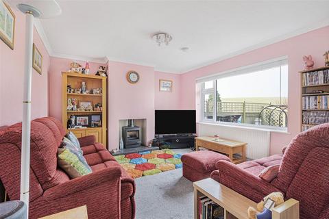 4 bedroom semi-detached house for sale, Wellington Road, Newhaven