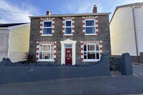 3 bedroom detached house for sale, Cowell Road, Garnant, Ammanford, Carmarthenshire.