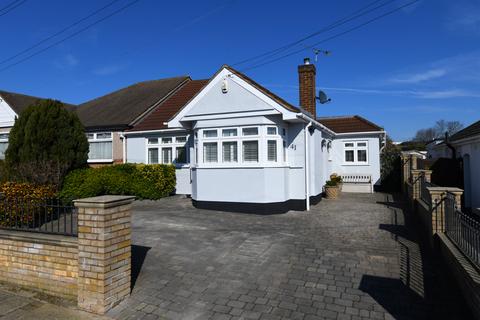 4 bedroom semi-detached bungalow for sale, Ascot Gardens, Hornchurch RM12