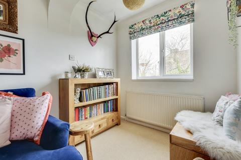 3 bedroom semi-detached house for sale, Wade Street, Farsley, Pudsey, West Yorkshire, LS28