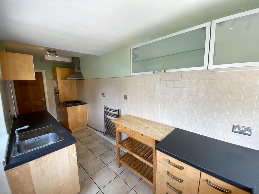 Kitchen 2