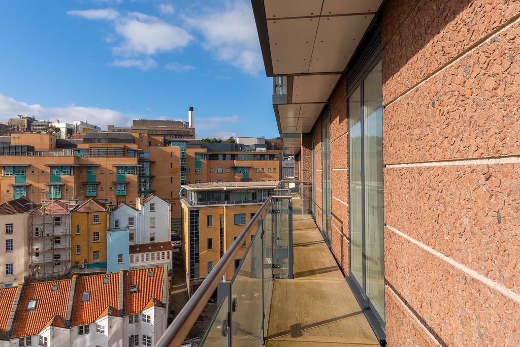 11 N04 OCC - Balcony B.jpg