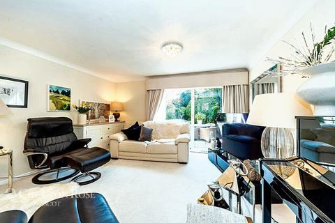 4 bedroom detached house for sale, Beaufort Gardens, ASCOT