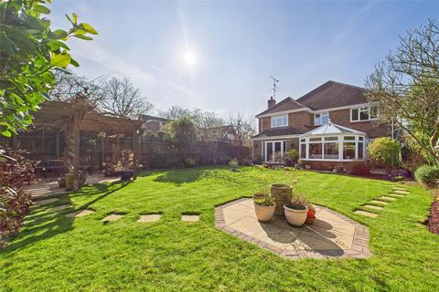 5 bedroom detached house for sale, Johnson Drive, Finchampstead, Wokingham, Berkshire, RG40