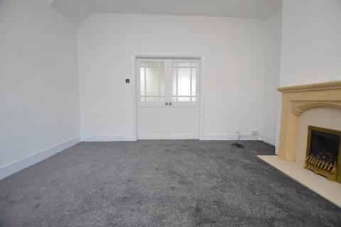 2 bedroom terraced house to rent, Holme Terrace, Swinley