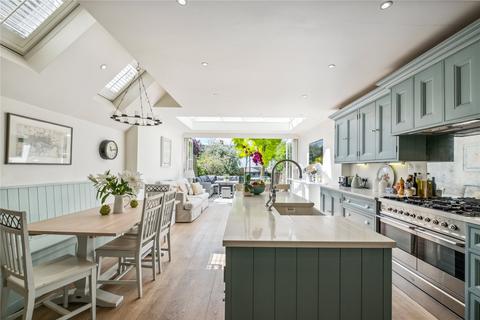 4 bedroom terraced house for sale, Bassingham Road, Wandsworth, London, SW18