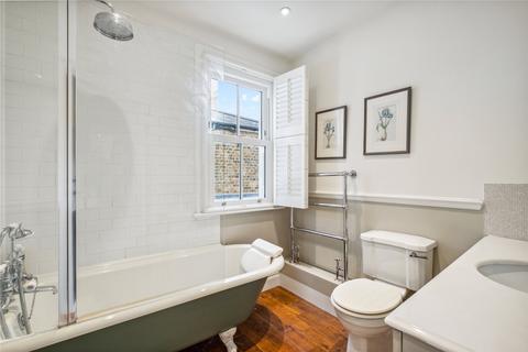 11 Bassingham Road, Earlsfield, London, SW18 3AF