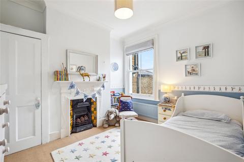 11 Bassingham Road, Earlsfield, London, SW18 3AF