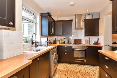 38 Fulwich Road, Dartford, DA1 1UT