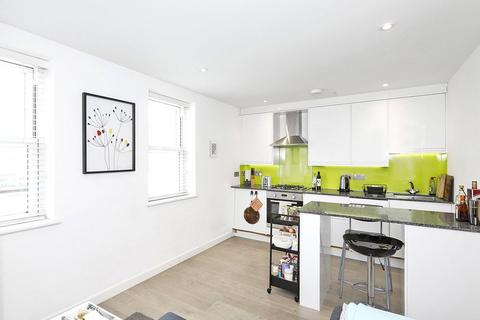 1 bedroom apartment to rent, Qube Apartment, 227 Walworth Road, London, SE17