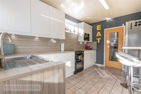 62 Bracken Close, Springhead, Oldham, OL4 4PB