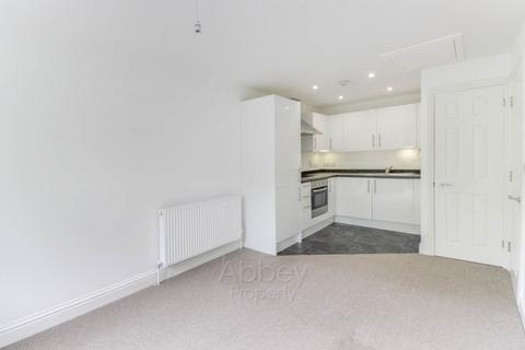 1 bedroom flat to rent, Mulberry Close, Earls Court Mulberry Close, LU1