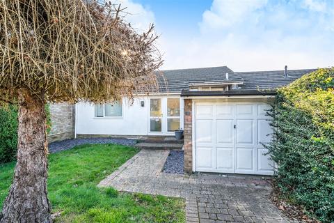 4 bedroom house for sale, Ivinghoe Road, Bushey WD23