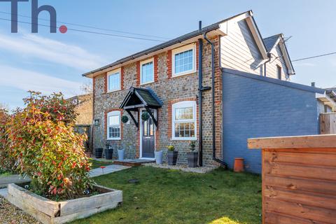 3 bedroom detached house for sale, Main Road, Ventnor PO38