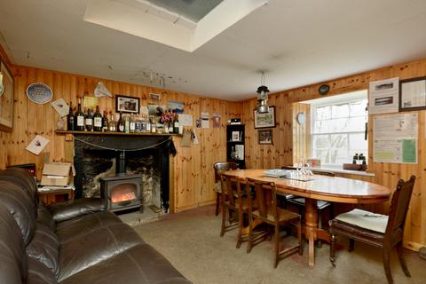 Country house for sale, River Tweed, Kelso, Roxburghshire