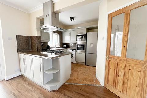 3 bedroom semi-detached house for sale, Drew Avenue, Grimsby, N.E. Lincs, DN32 0AY