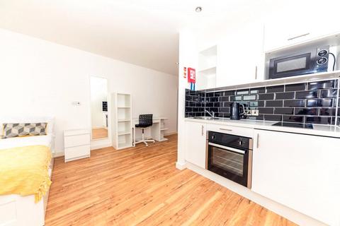 Property to rent, The Studios, 25 Plaza Boulevard, Liverpool, L8